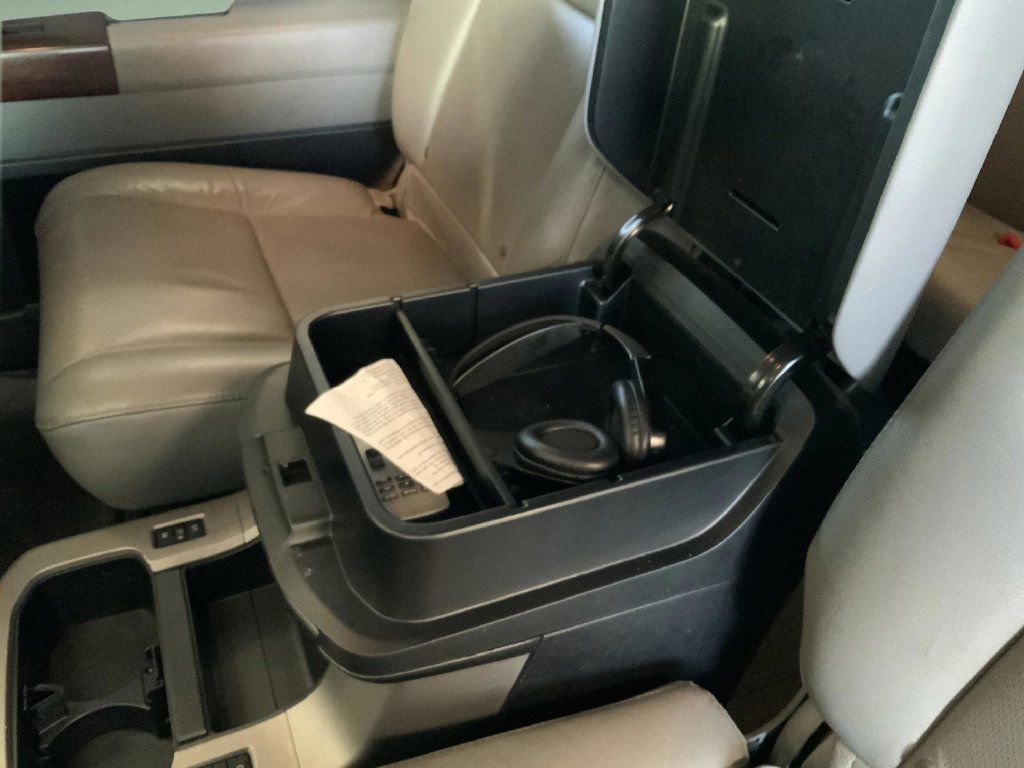 Used 2013 Toyota Sequoia Platinum AWD/4WD image 30