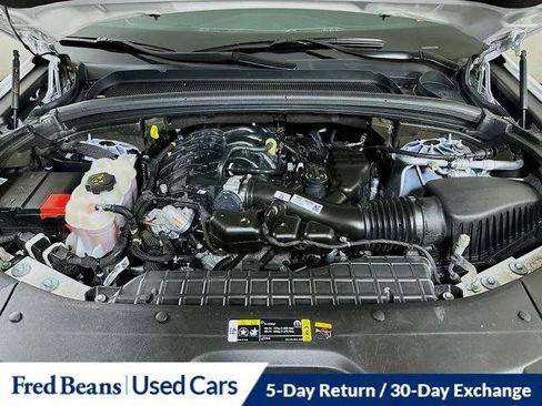 Certified 2024 Jeep Grand Cherokee Limited w/ Luxury Tech Group II image 32