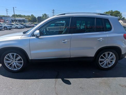 Used 2016 Volkswagen Tiguan SE AWD/4WD image 4