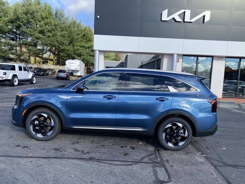 New 2026 Kia Sorento EX w/ EX Premium Package image 2