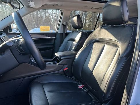 Used 2022 Jeep Grand Cherokee L Limited image 39