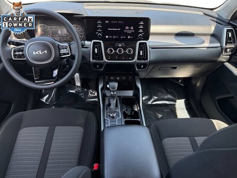 Certified 2023 Kia Sorento LX AWD/4WD image 10