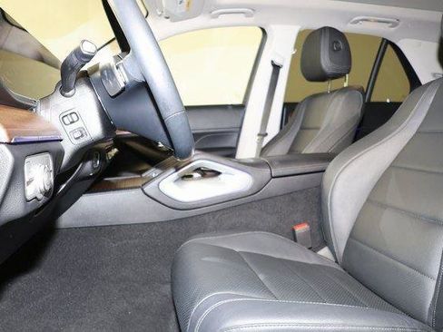 Used 2025 Mercedes-Benz GLE 350 4MATIC image 26