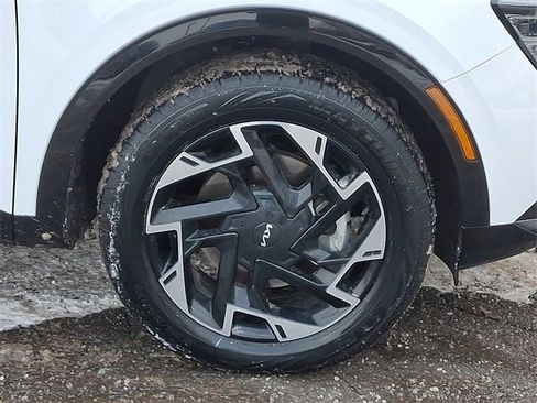 Certified 2024 Kia Sportage SX image 8