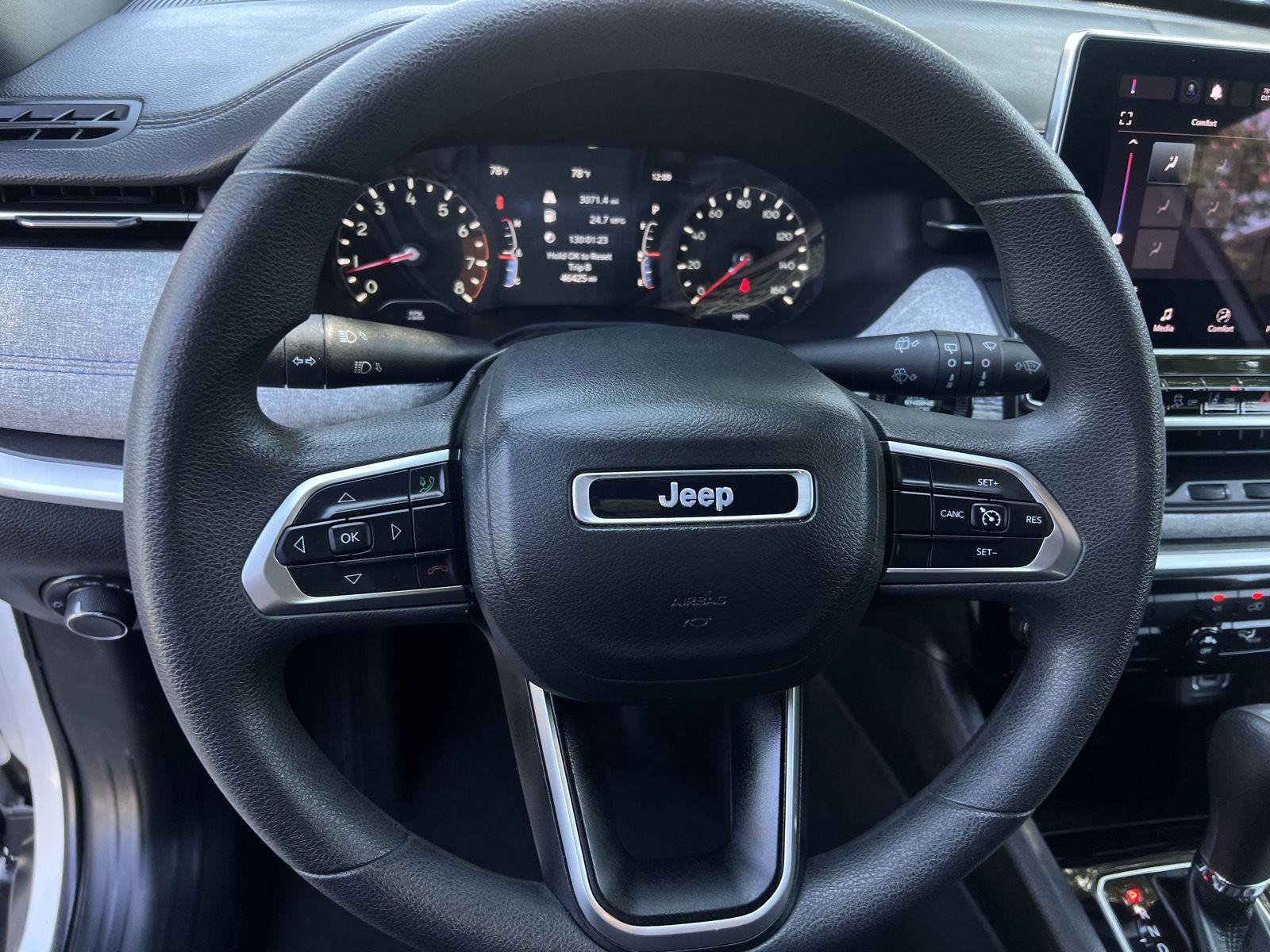 Used 2023 Jeep Compass Sport AWD/4WD image 6