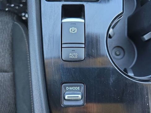 Used 2024 Nissan Rogue SV image 27