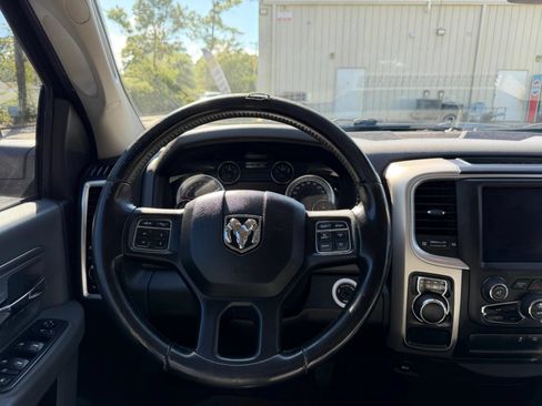 Used 2019 RAM 1500 Big Horn RWD image 13