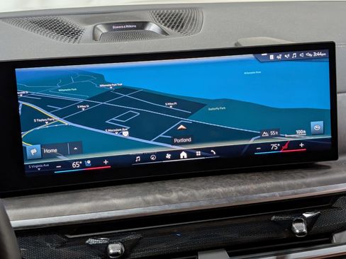 Used 2026 BMW X7 xDrive40i w/ Executive Package image 52