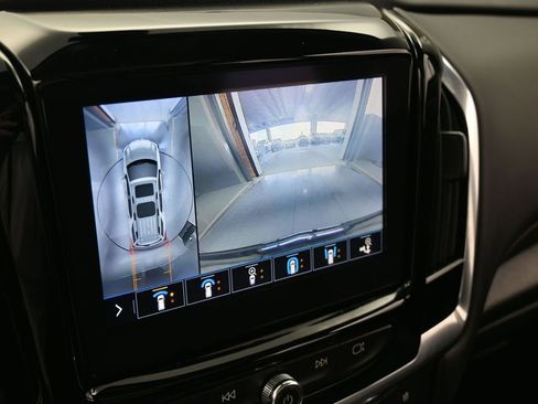 Used 2021 Chevrolet Traverse Premier w/ Redline Edition image 27