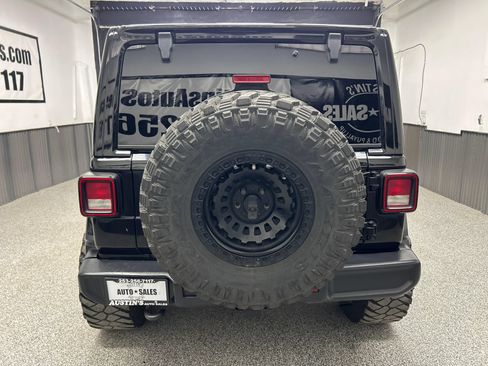 Used 2020 Jeep Wrangler Unlimited Sahara w/ Uconnect 4C Nav & Sound Group AWD/4WD image 5