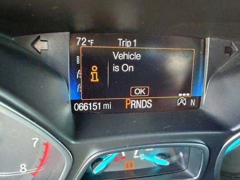 Used 2018 Ford Escape SE w/ SE Sport Appearance Package FWD image 18