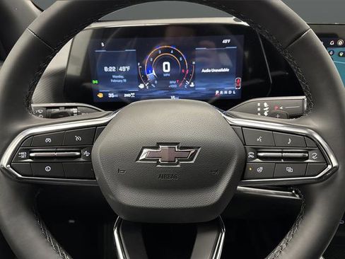 New 2026 Chevrolet Equinox LT image 16