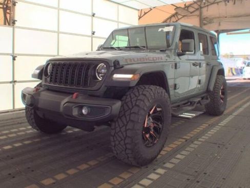 Used 2024 Jeep Wrangler Unlimited Rubicon w/ Convenience Group image 1