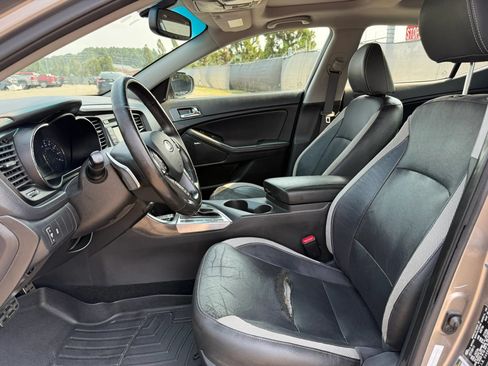 Used 2012 Kia Optima SX w/ Premium Touring Pkg FWD image 2