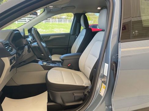 New 2026 Ford Escape Active w/ Cold Weather Package image 4