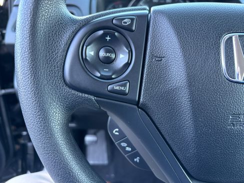 Used 2015 Honda CR-V LX image 14