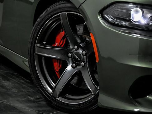 Used 2018 Dodge Charger SRT Hellcat w/ Harman/Kardon Audio Group image 3