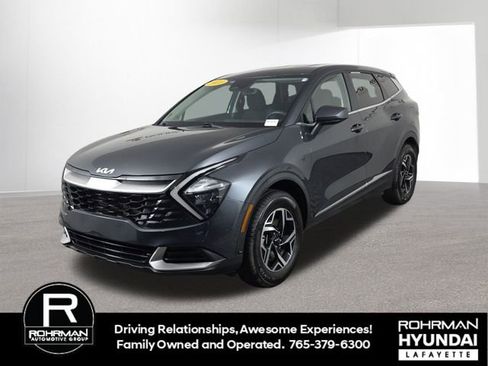 Used 2023 Kia Sportage LX image 1