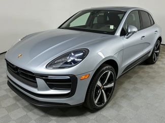 Certified 2025 Porsche Macan video 1