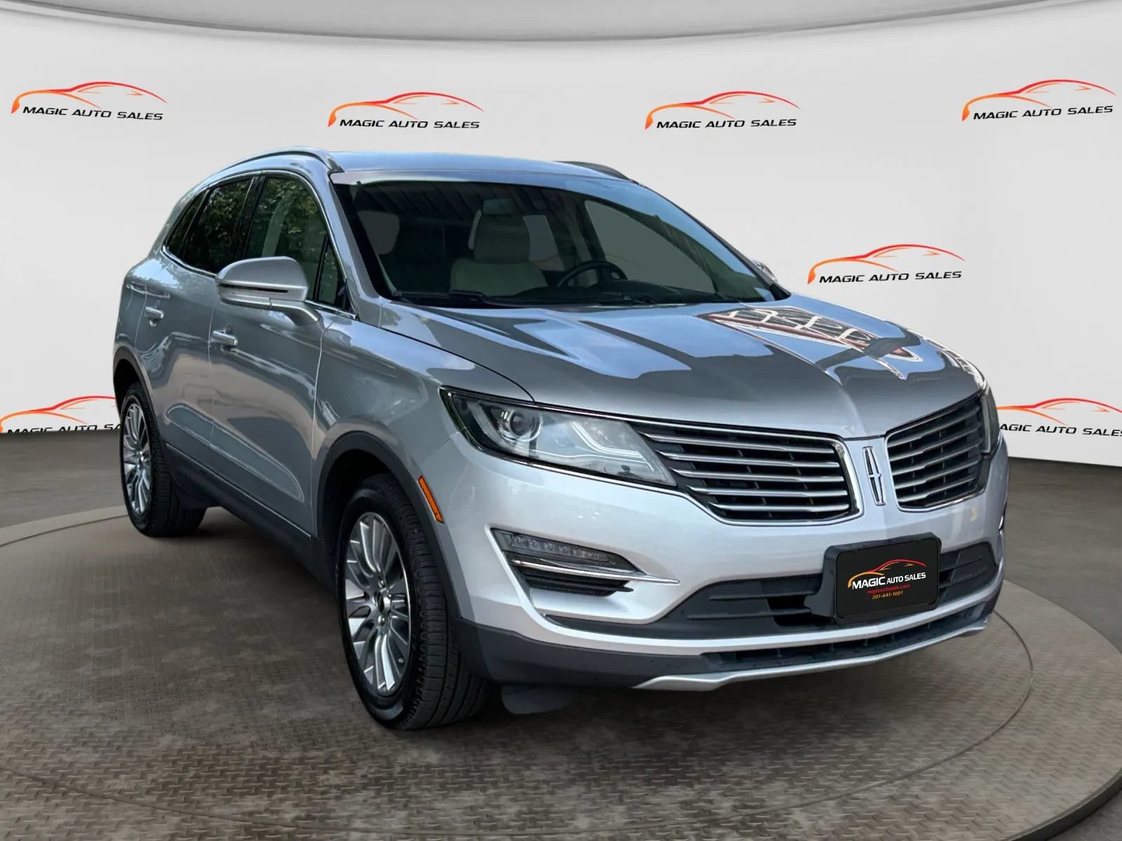 Used 2018 Lincoln MKC Reserve w/ Lincoln MKC Climate Package AWD/4WD image 5