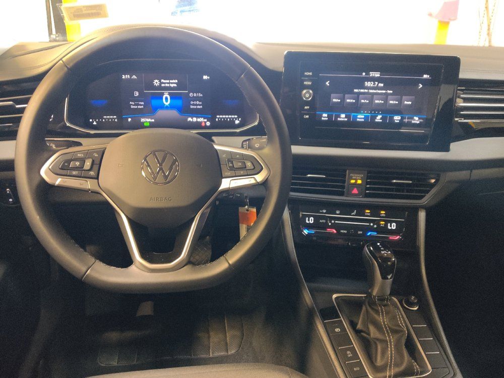 Used 2025 Volkswagen Jetta S FWD image 22