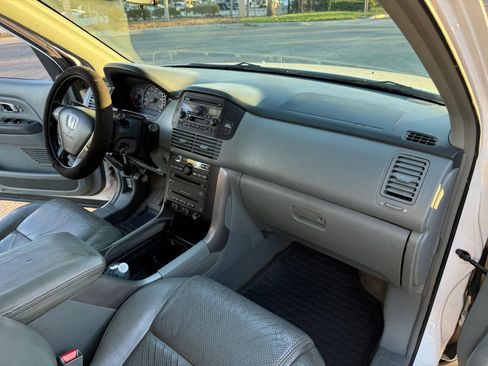 Used 2005 Honda Pilot EX-L image 15