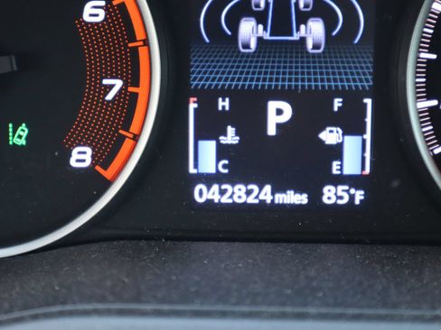 Used 2022 Mitsubishi Eclipse Cross LE AWD/4WD image 9