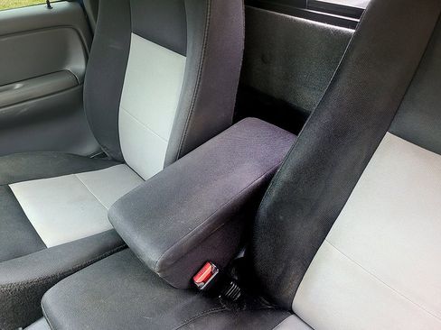 Used 2008 Ford Ranger XLT image 26