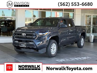 New 2025 Toyota Tacoma SR5