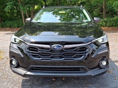 Certified 2024 Subaru Crosstrek 2.5i Limited w/ Crosstrek Mirror Package AWD/4WD image 2