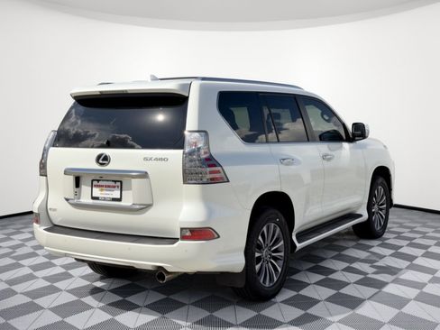 Used 2023 Lexus GX 460 Luxury w/ Accessory Package AWD/4WD image 9