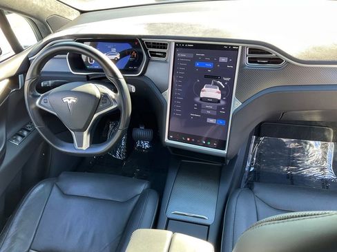 Used 2016 Tesla Model X 90D image 64