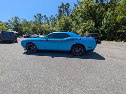 Used 2023 Dodge Challenger R/T w/ Blacktop Package RWD image 7