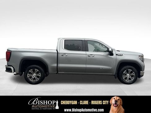 Used 2024 GMC Sierra 1500 SLT AWD/4WD image 12