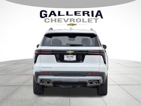New 2026 Chevrolet Traverse LT image 6