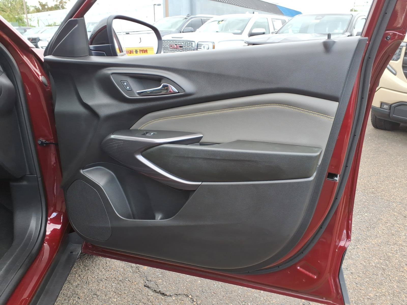 Used 2024 Chevrolet Trax ACTIV w/ Sunroof Package FWD image 14