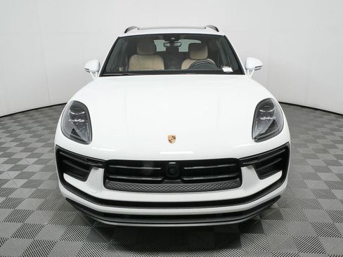 Certified 2026 Porsche Macan Turbo AWD/4WD image 35