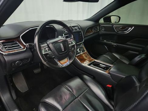 Used 2018 Lincoln Continental Reserve image 9