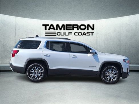 Used 2022 GMC Acadia SLT w/ Technology Package image 8