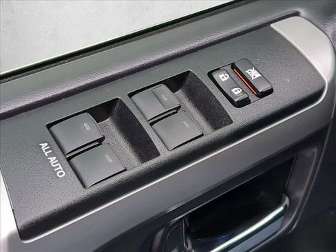 Used 2022 Toyota 4Runner Limited image 11