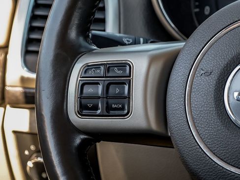 Used 2011 Jeep Grand Cherokee Laredo w/ Security & Convenience Group image 15