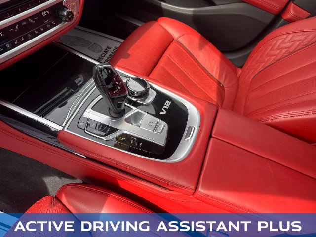 Used 2018 BMW M760i xDrive AWD/4WD image 25