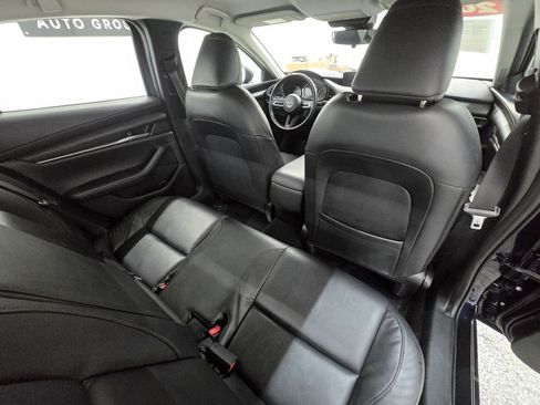 Used 2021 MAZDA MAZDA3 s image 16