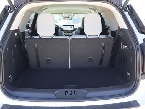 New 2026 Ford Explorer Active image 29