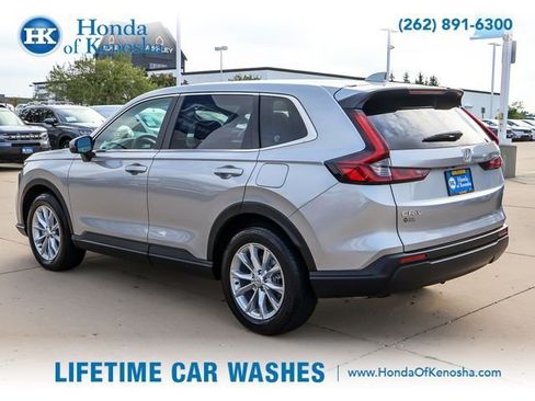 Used 2024 Honda CR-V EX image 3