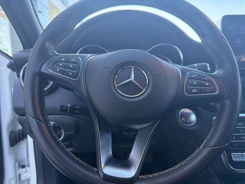 Used 2018 Mercedes-Benz GLA 250 4MATIC image 34