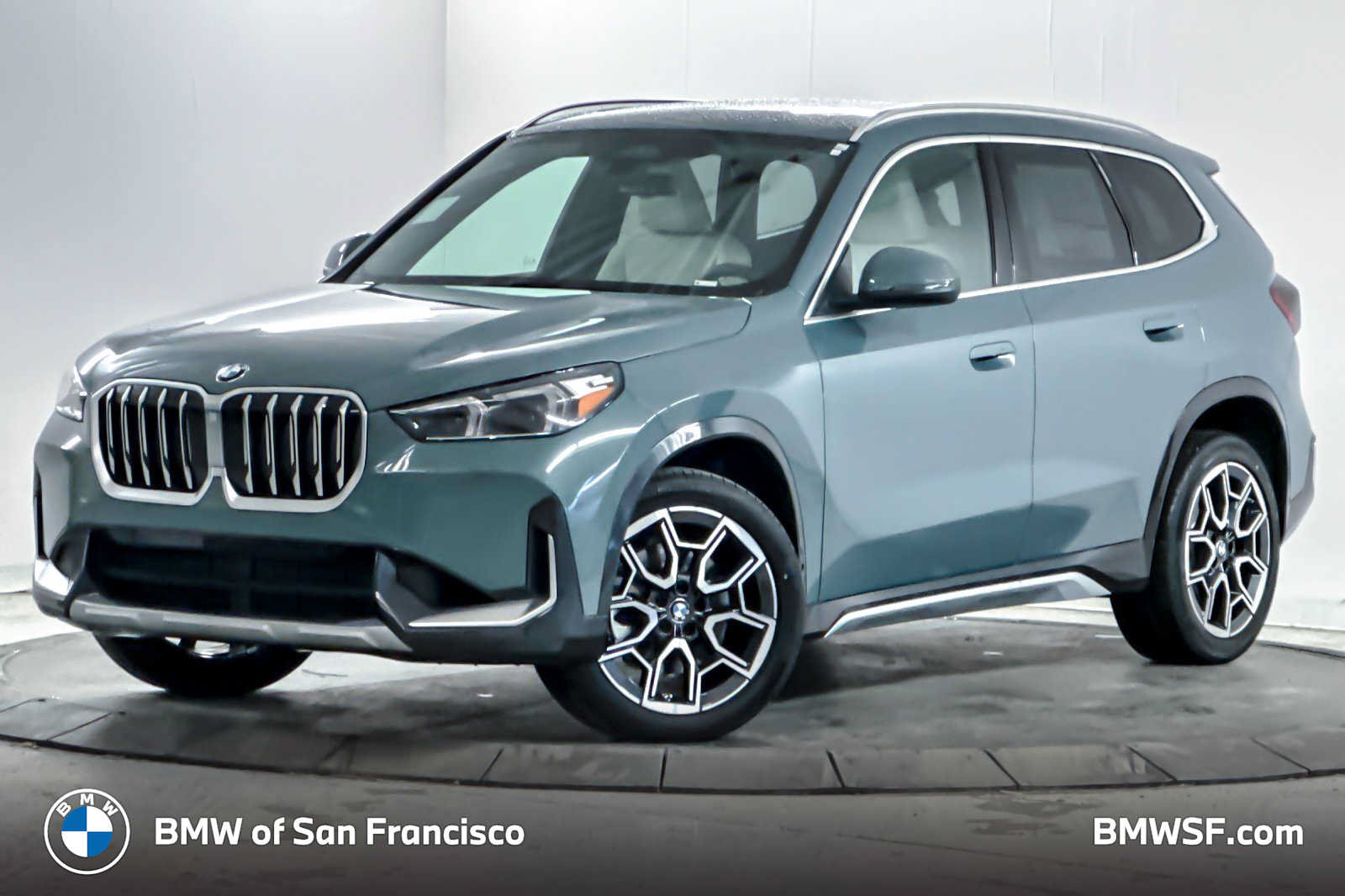 Used 2026 BMW X1 xDrive28i AWD/4WD image 1