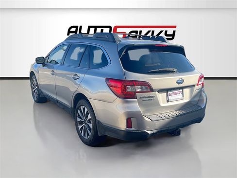 Used 2015 Subaru Outback 2.5i Limited image 5