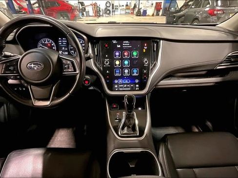 Used 2021 Subaru Outback Limited image 15