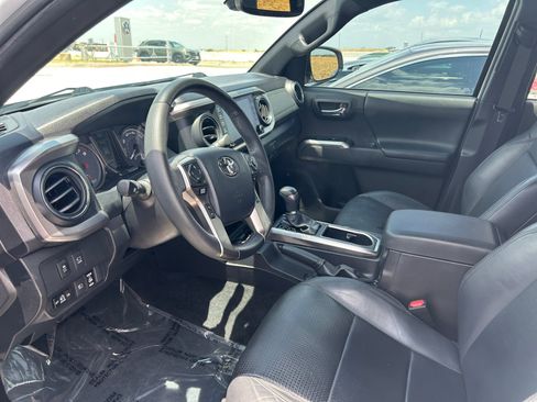 Used 2023 Toyota Tacoma Limited RWD image 22